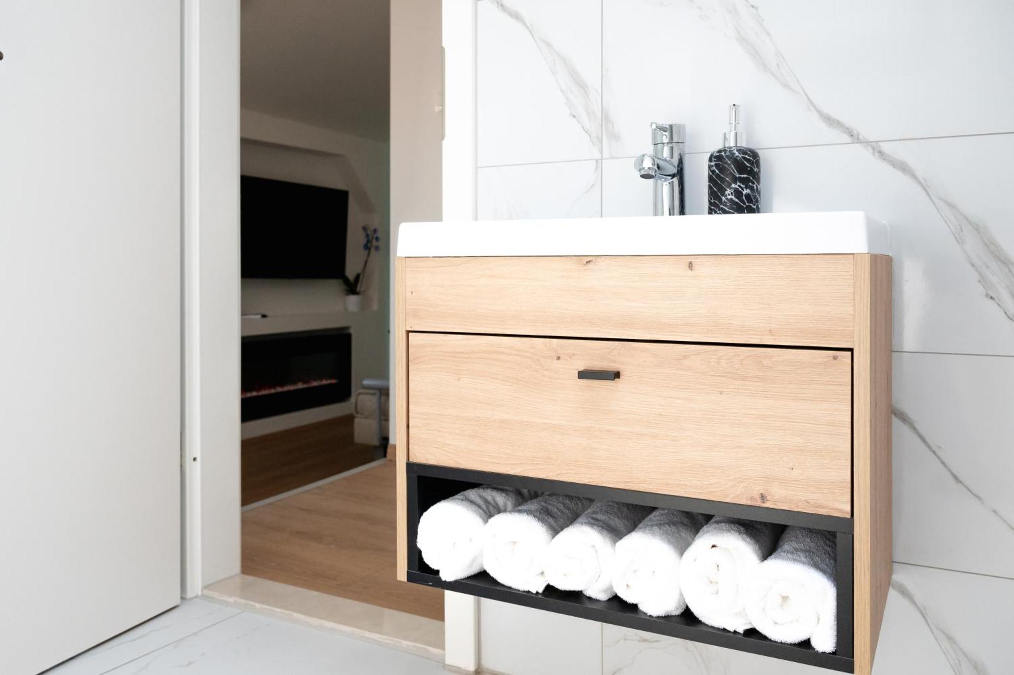 Lev Apartments Izola Cameră foto